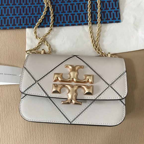 Tory Burch Eleanor small Diamond Quilt Shoulder Bag Color, White - Picture 9 of 13